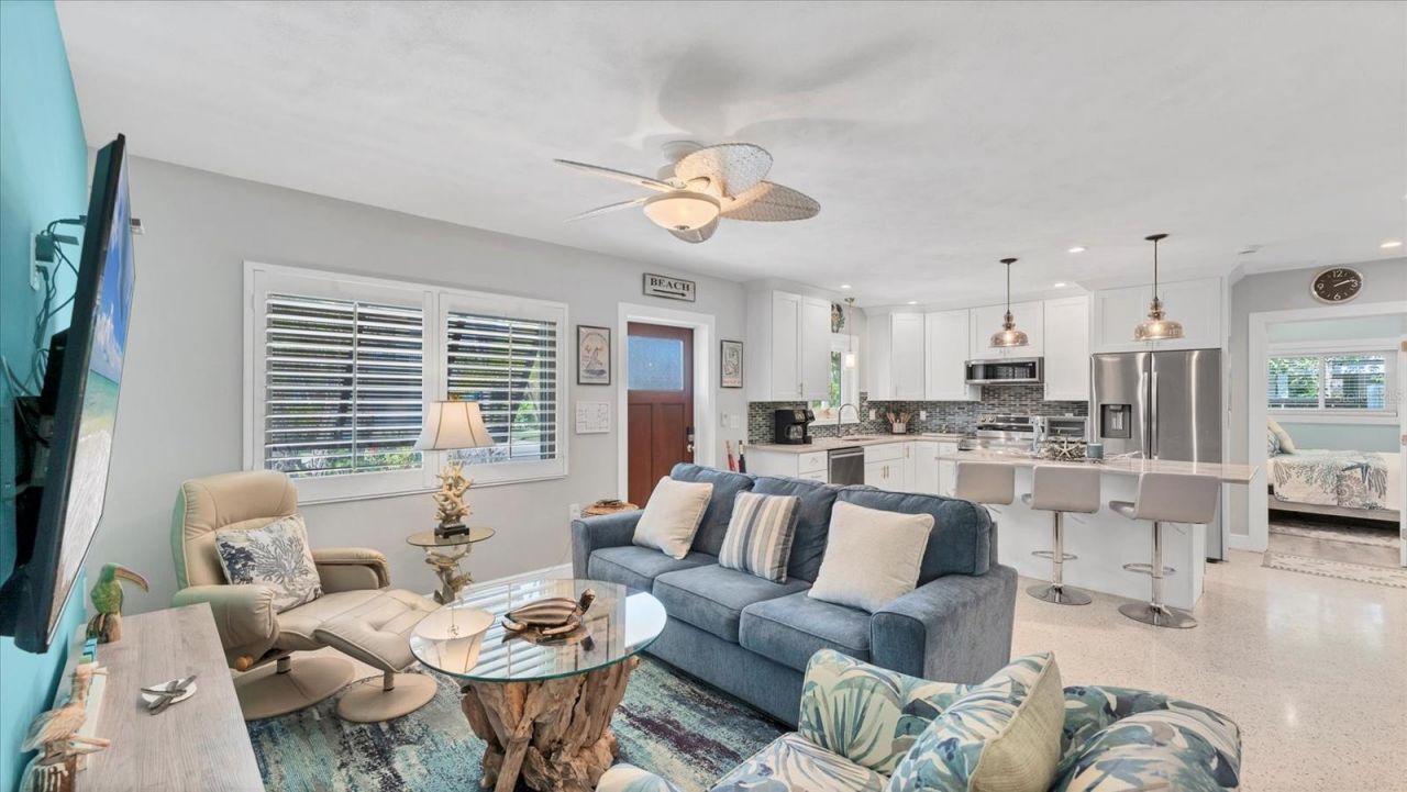 154 Crescent Drive, Anna Maria, FL 34216 Photo
