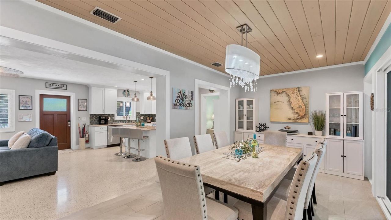 154 Crescent Drive, Anna Maria, FL 34216 Photo