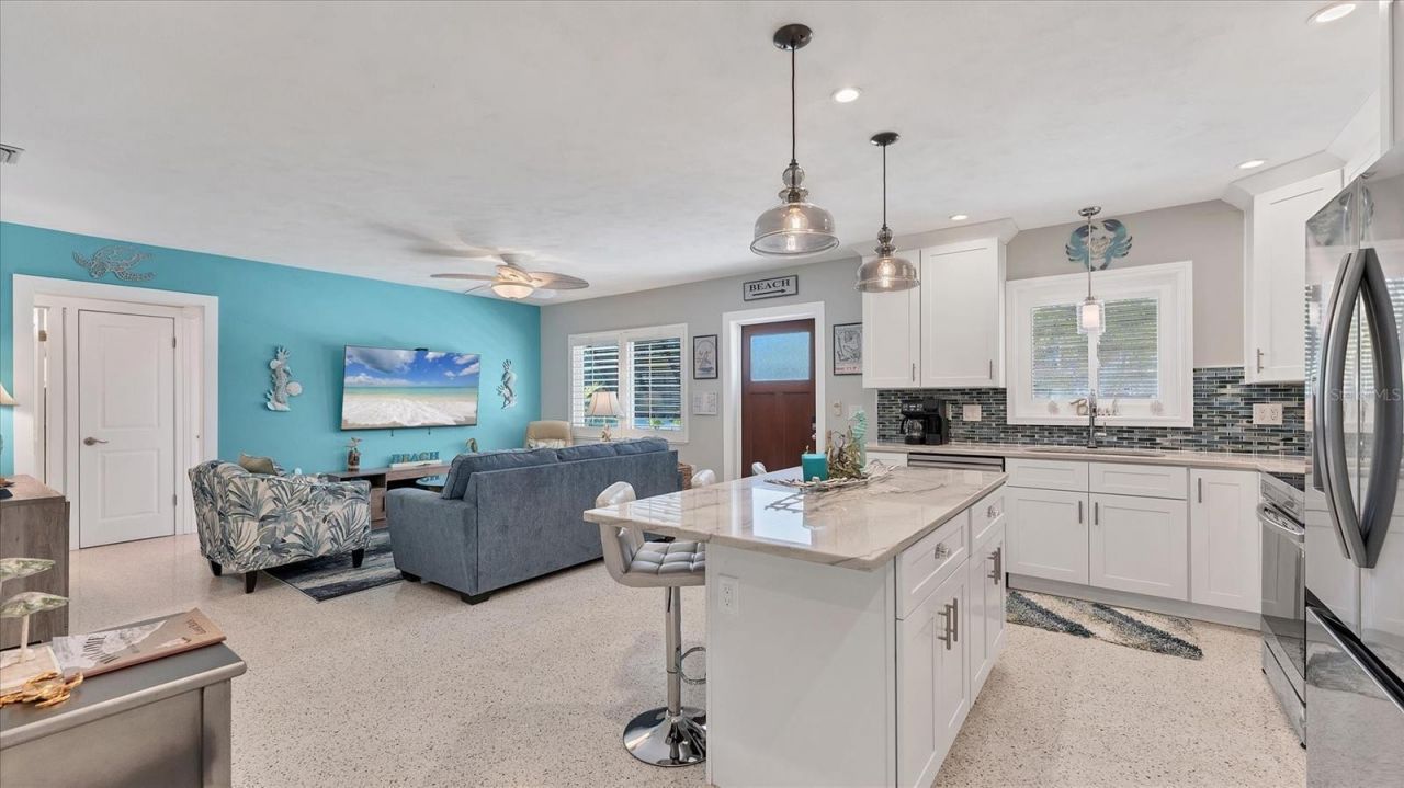 154 Crescent Drive, Anna Maria, FL 34216 Photo