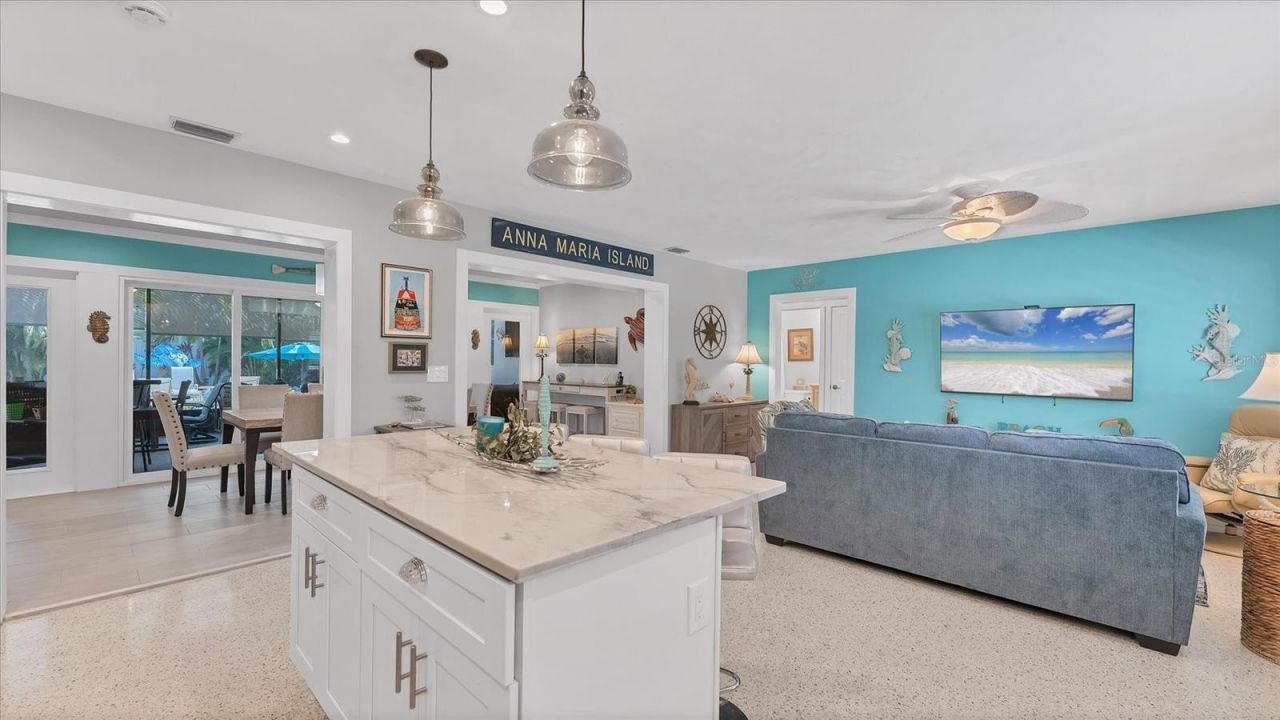 154 Crescent Drive, Anna Maria, FL 34216 Photo