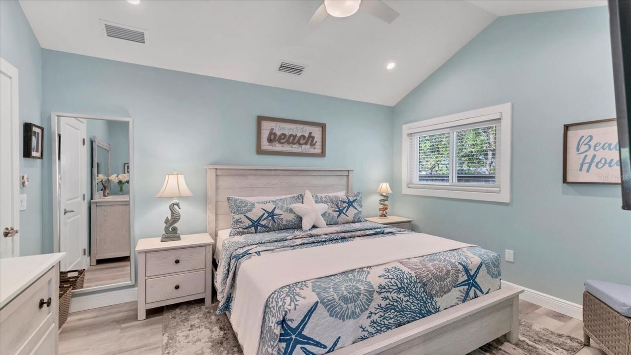 154 Crescent Drive, Anna Maria, FL 34216 Photo