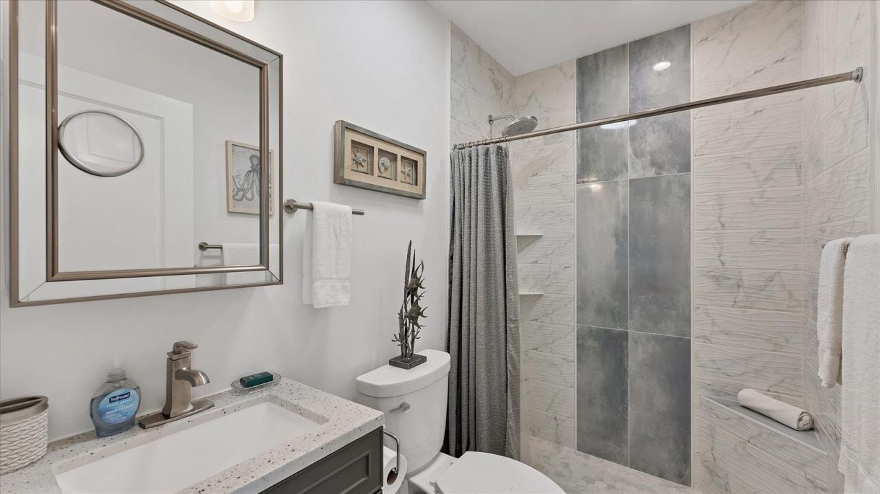 154 Crescent Drive, Anna Maria, FL 34216 Photo