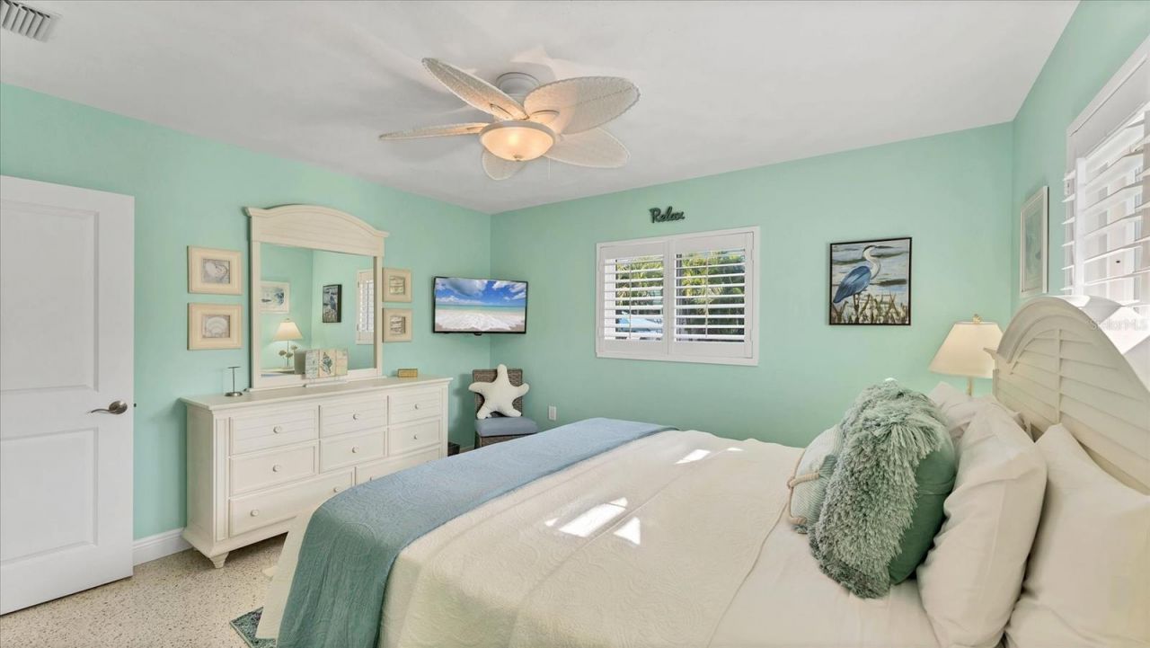 154 Crescent Drive, Anna Maria, FL 34216 Photo