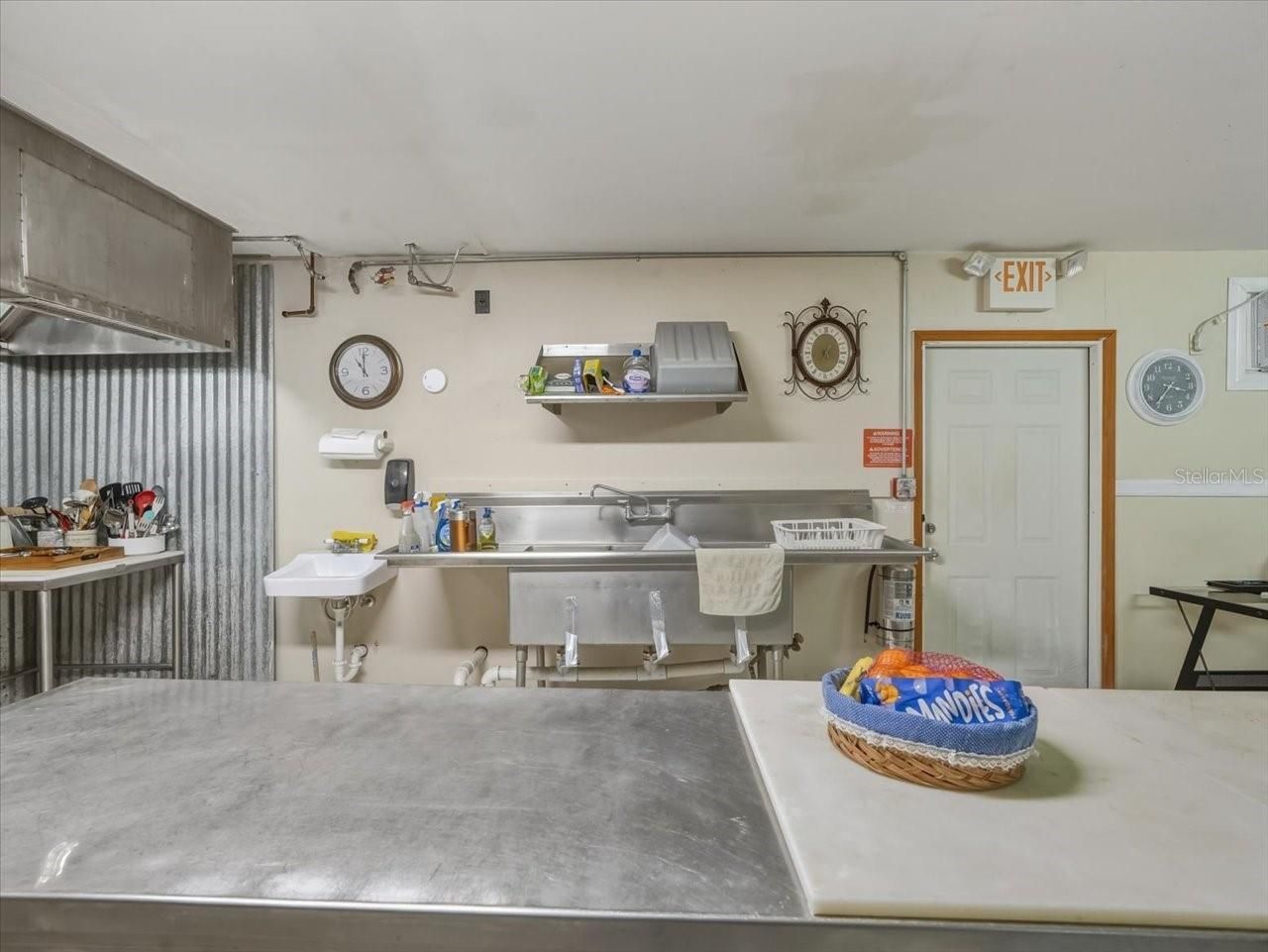 4001 Shoal Line Boulevard, Hernando Beach, FL 34607 Photo