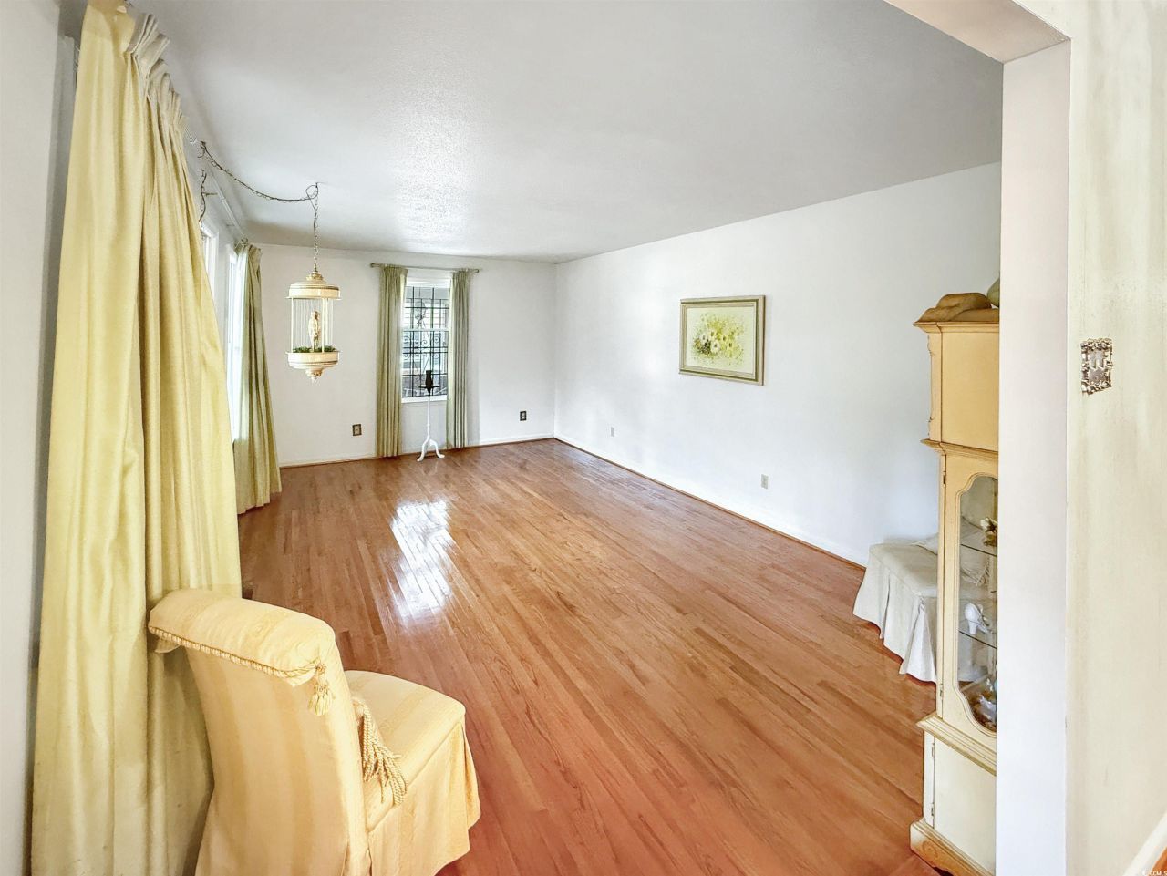 76 Brock St. Photo 19