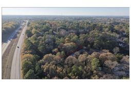 4000 Maurice Street photo 4