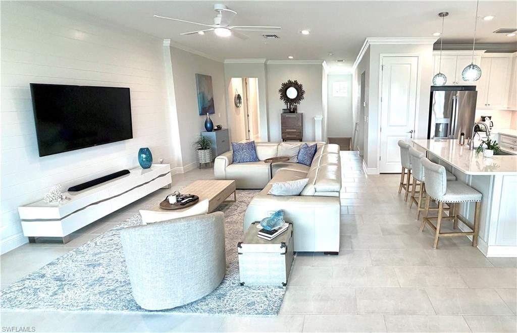 2647 Seychelles Cir, Unit 2206, Naples, FL 34112 Photo