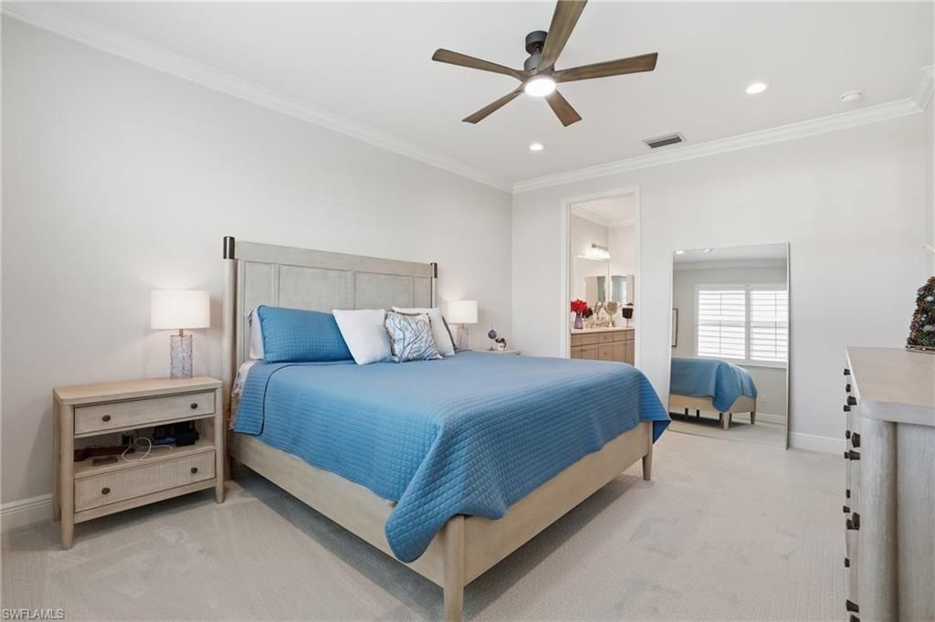 2647 Seychelles Cir, Unit 2206, Naples, FL 34112 Photo