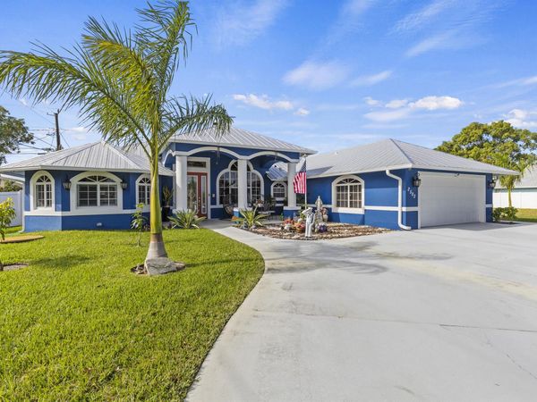2502 SE Lakewood Street, Port Saint Lucie, FL 34952