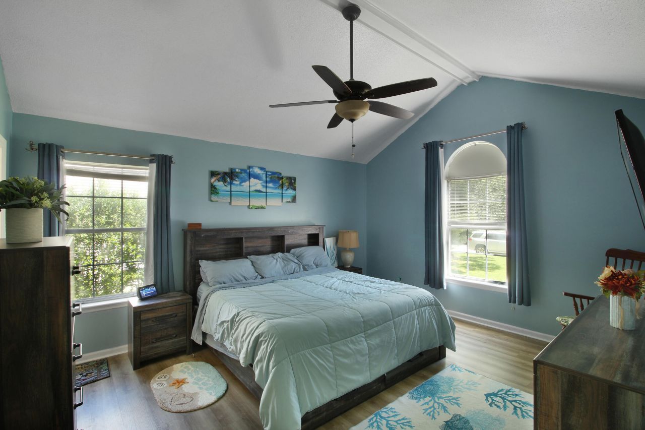 104 Excaliber Place Photo 19