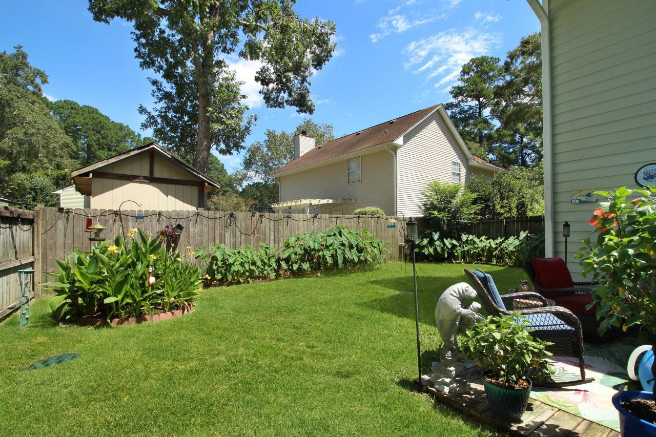 104 Excaliber Place Photo 43