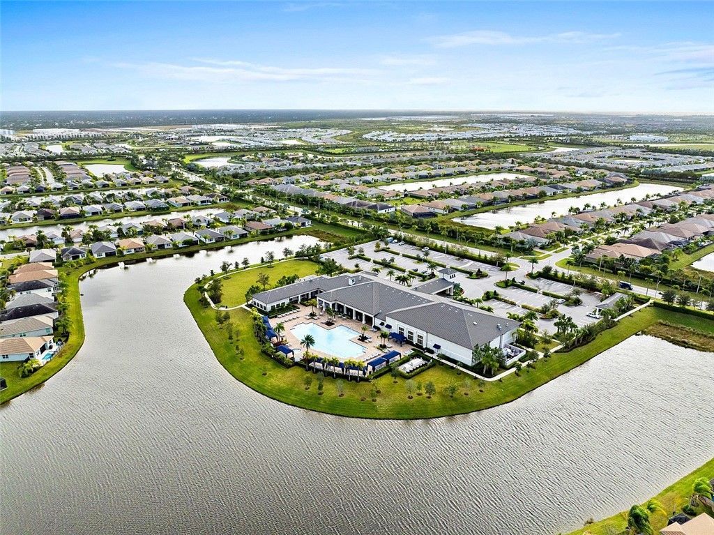 11729 SW Golden Falls Lane, Port Saint Lucie, FL 34987 Photo