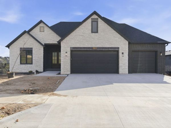 6032 S Clay Avenue, Springfield, MO 65810