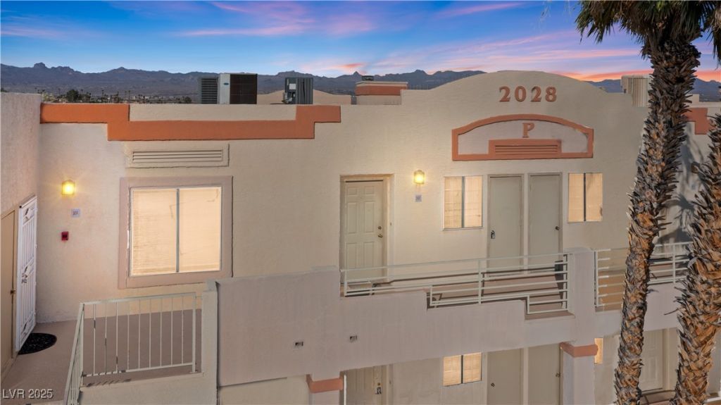 2028 Mesquite Lane, Unit 302, Laughlin, NV 89029 Main Photo