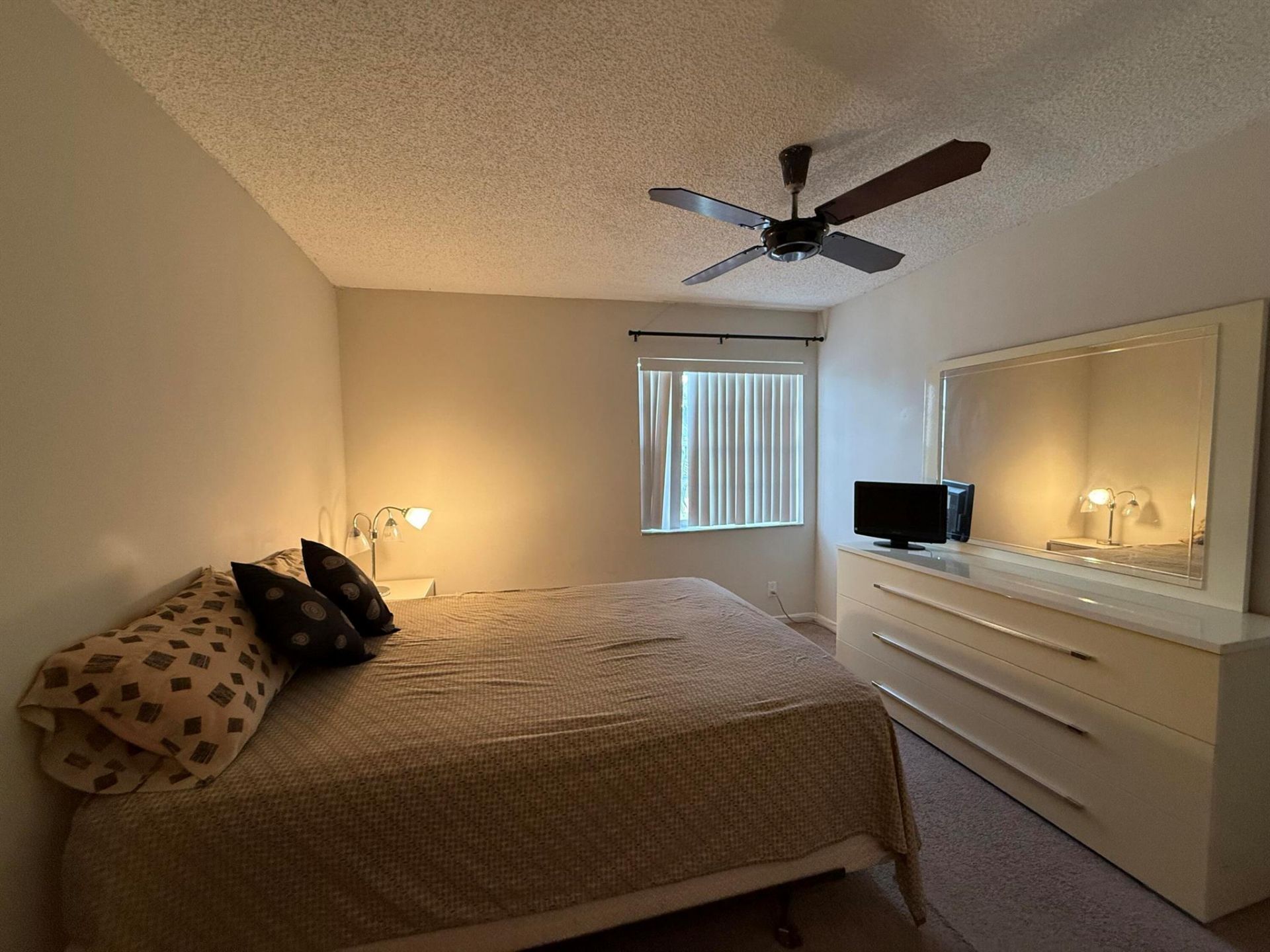470 Capri J, Delray Beach, FL 33484 Photo