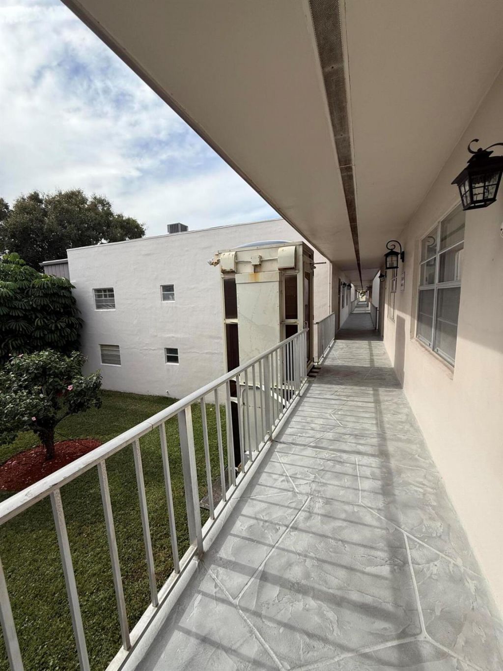 470 Capri J, Delray Beach, FL 33484 Photo