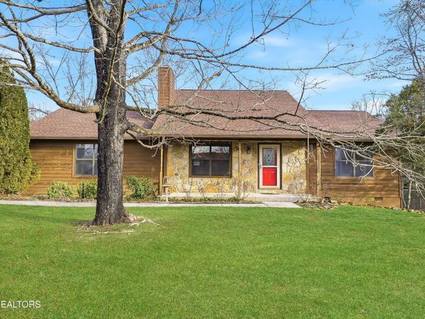 6600 Springer Drive, Knoxville, TN 37918