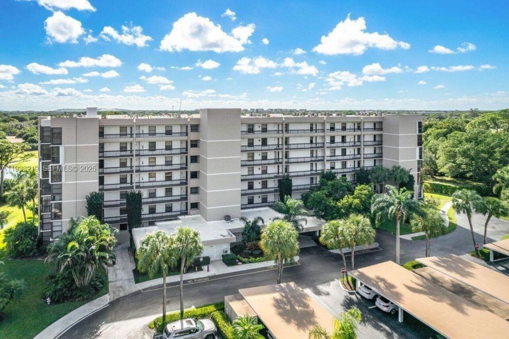 6662 Boca Del Mar Dr, Unit 212, Boca Raton, FL 33433 Main Photo