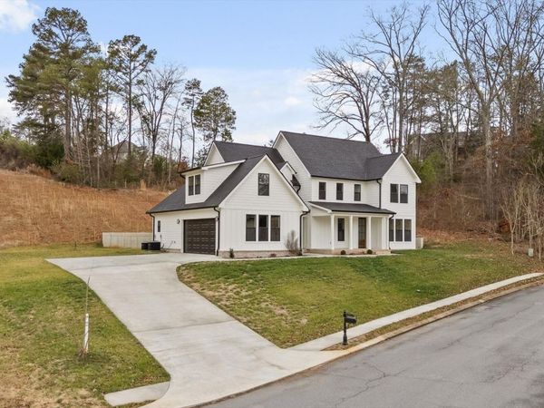 3511 Hawks Creek Drive, Apison, TN 37302