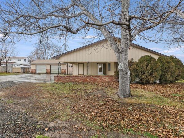 409 Clear Lakes Road, Buhl, ID 83316