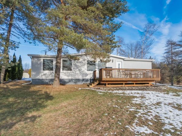 10841 N Waldron Road, Jerome, MI 49249