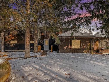 14325 Lakeshore Drive, Holly Twp, MI 48442