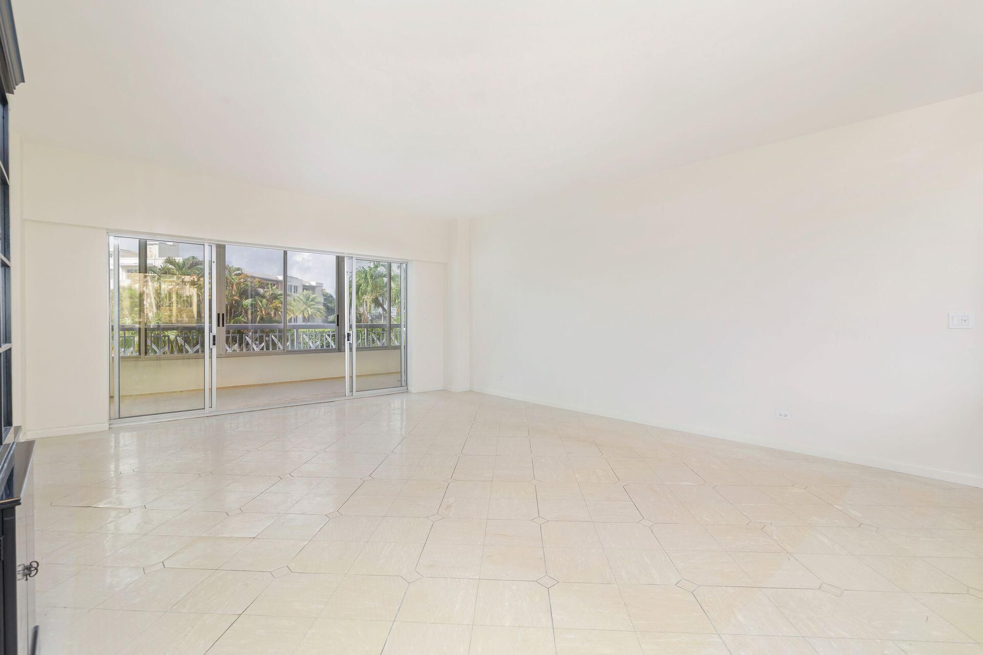 389 S Lake Drive, Unit 2h, Palm Beach, FL 33480 Photo