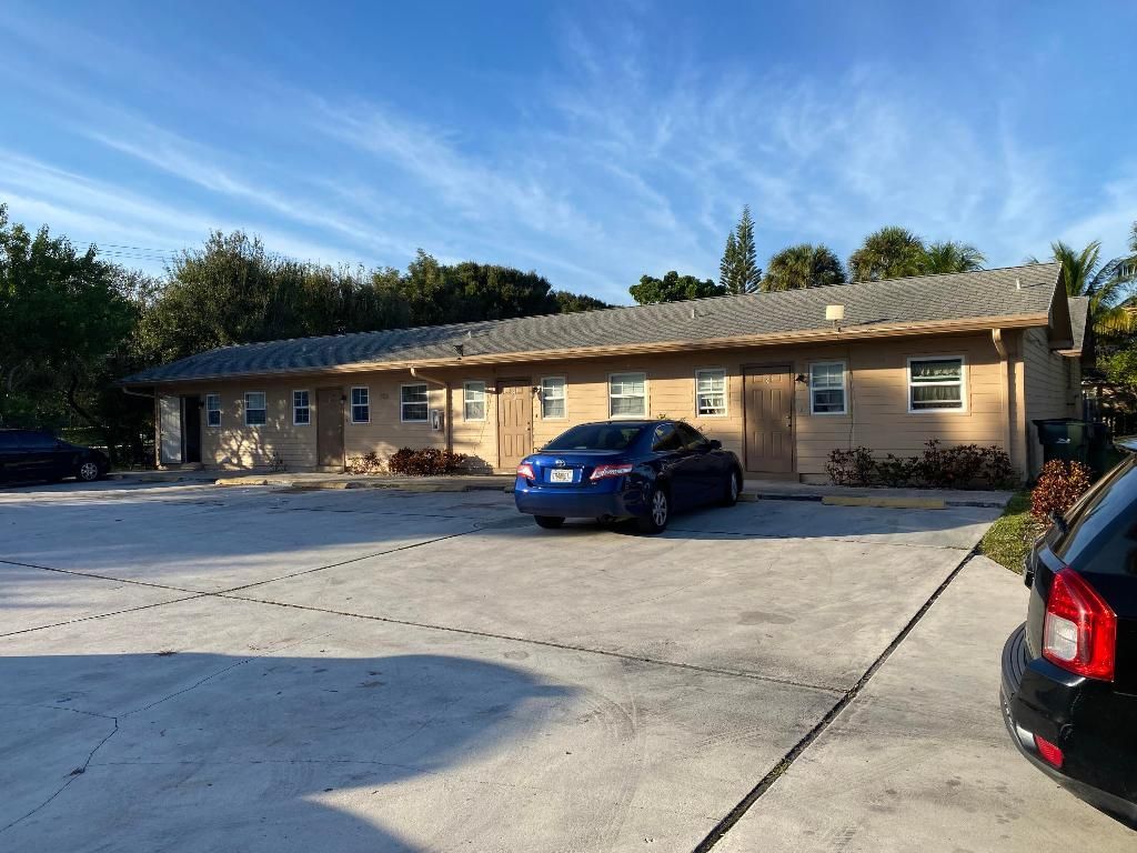 525 S Swinton Avenue, Unit 1-8, Delray Beach, FL 33444 Photo