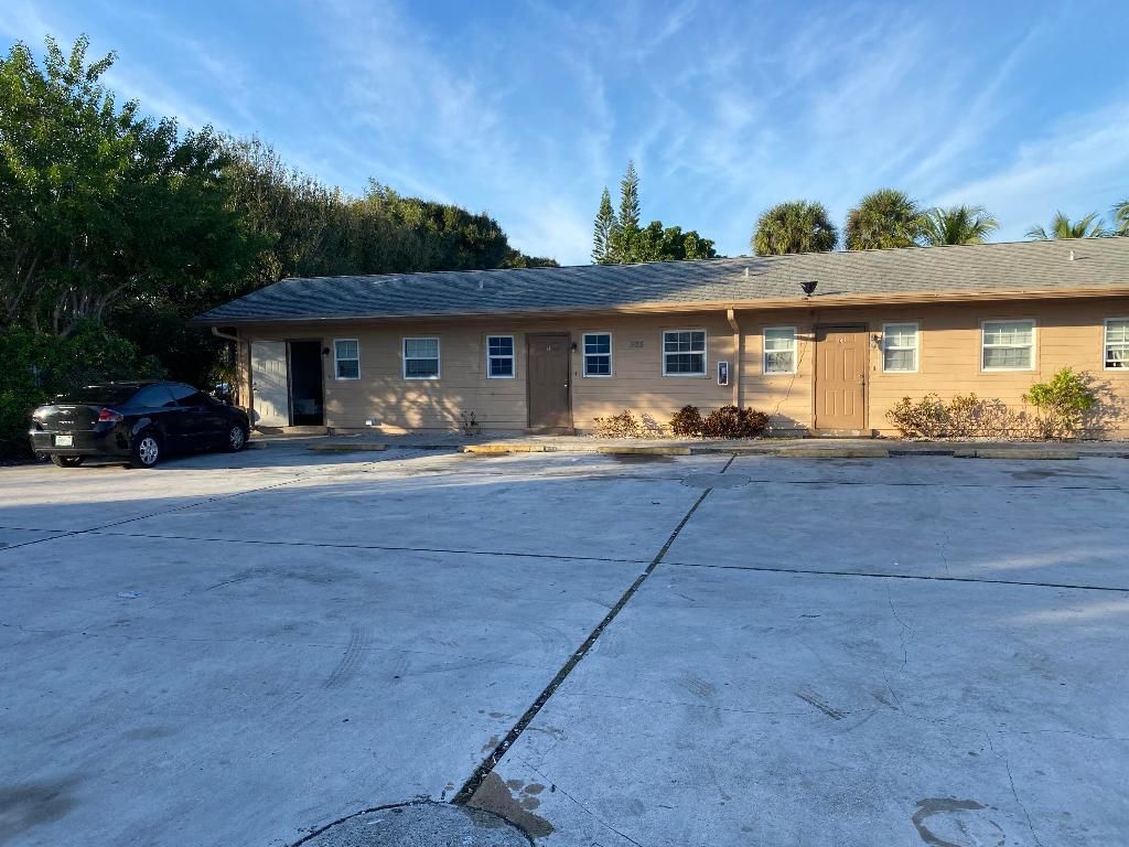 525 S Swinton Avenue, Unit 1-8, Delray Beach, FL 33444 Photo