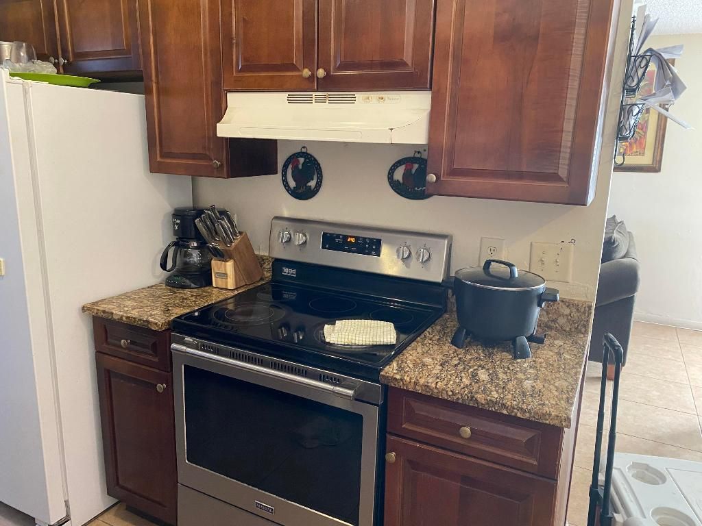 525 S Swinton Avenue, Unit 1-8, Delray Beach, FL 33444 Photo