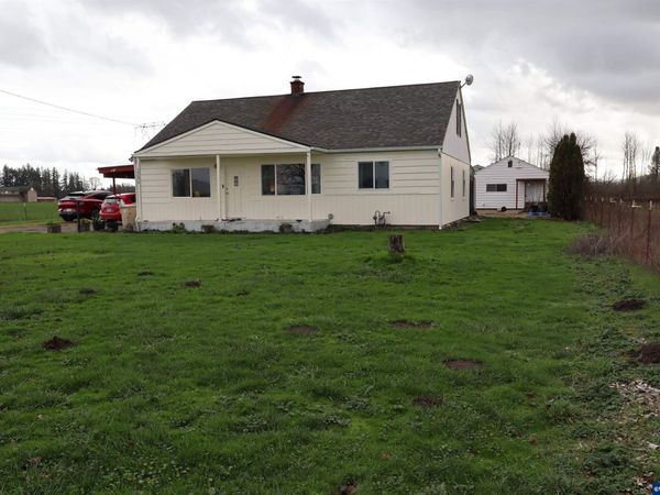 38696 Griggs Dr, Lebanon, OR 97355