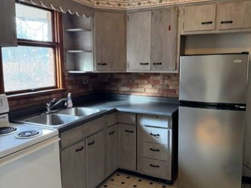 24 Hawthorne Lane, Chester, WV 26034 Photo 14