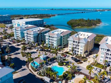 388 ARUBA CIRCLE, Unit 201, BRADENTON, FL 34209