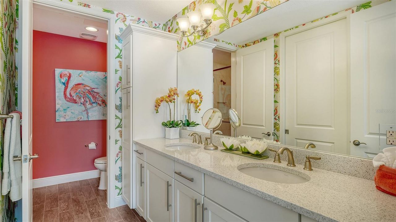 388 Aruba Circle, Unit 201, Bradenton, FL 34209 Photo