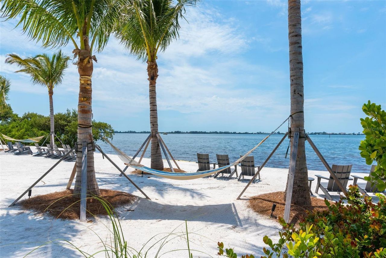 388 Aruba Circle, Unit 201, Bradenton, FL 34209 Photo