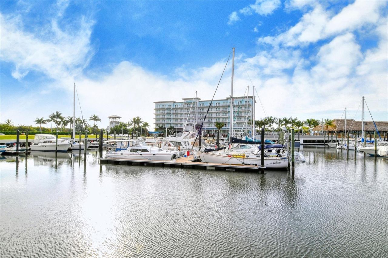 388 Aruba Circle, Unit 201, Bradenton, FL 34209 Photo