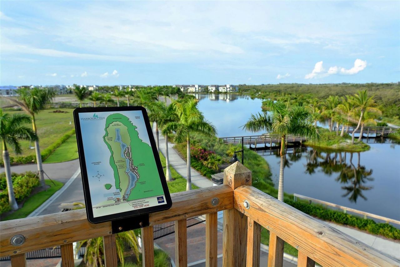 388 Aruba Circle, Unit 201, Bradenton, FL 34209 Photo