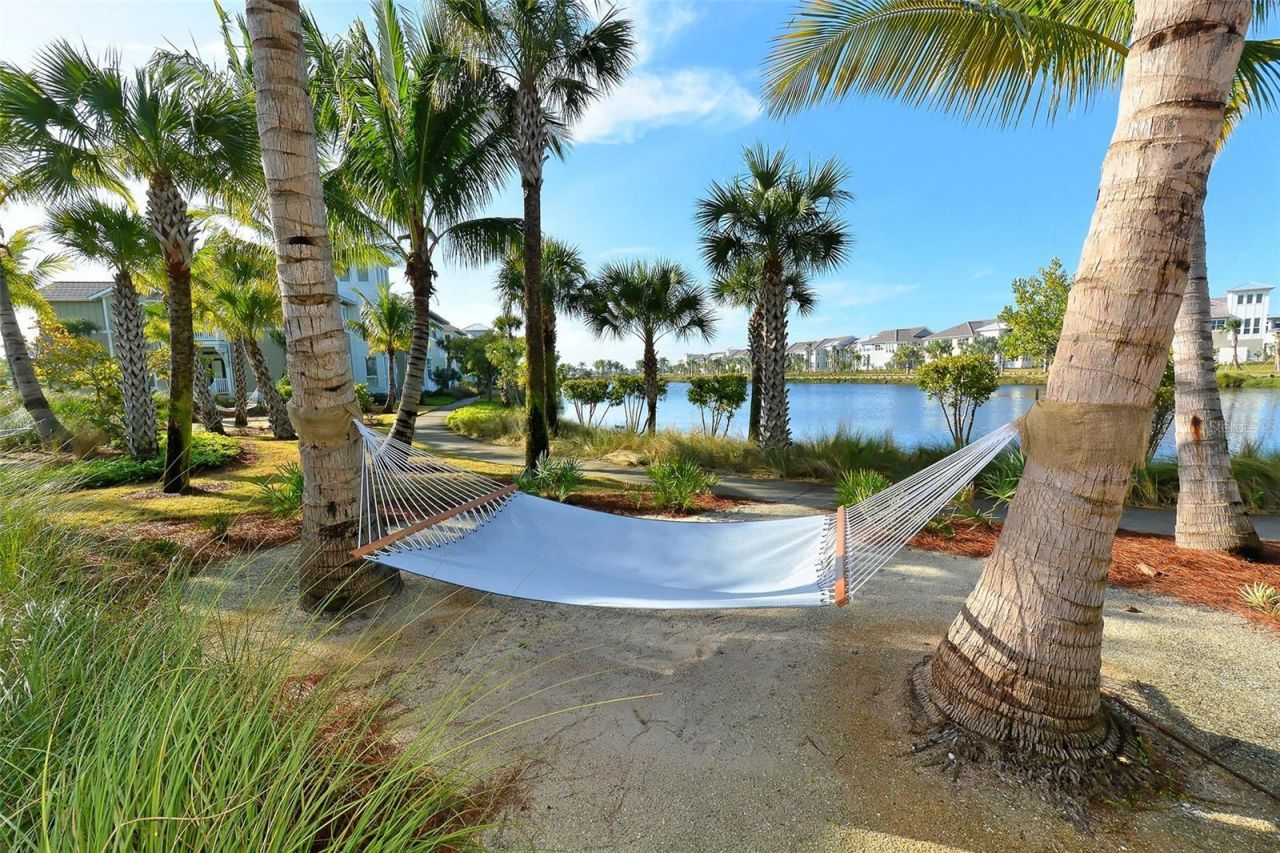 388 Aruba Circle, Unit 201, Bradenton, FL 34209 Photo