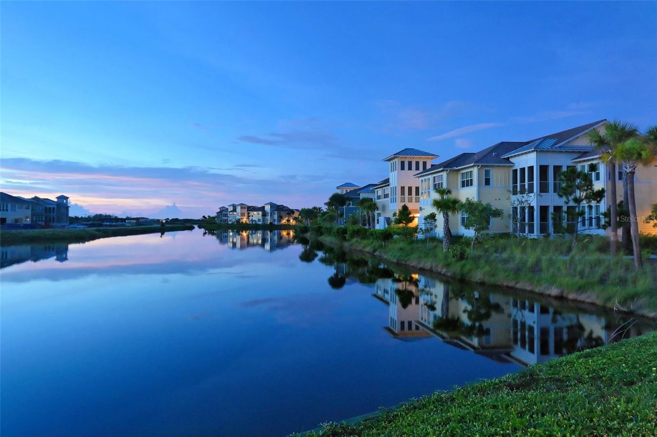 388 Aruba Circle, Unit 201, Bradenton, FL 34209 Photo