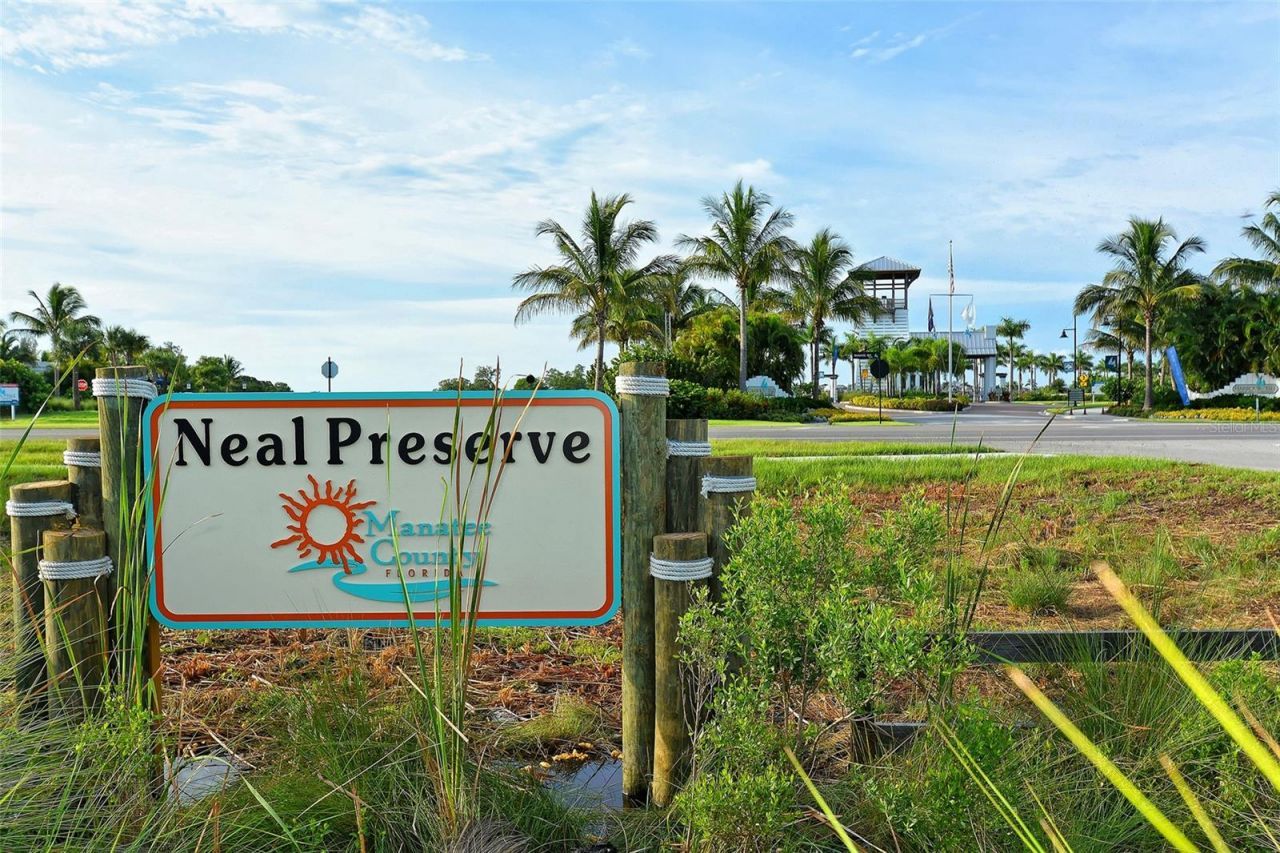 388 Aruba Circle, Unit 201, Bradenton, FL 34209 Photo