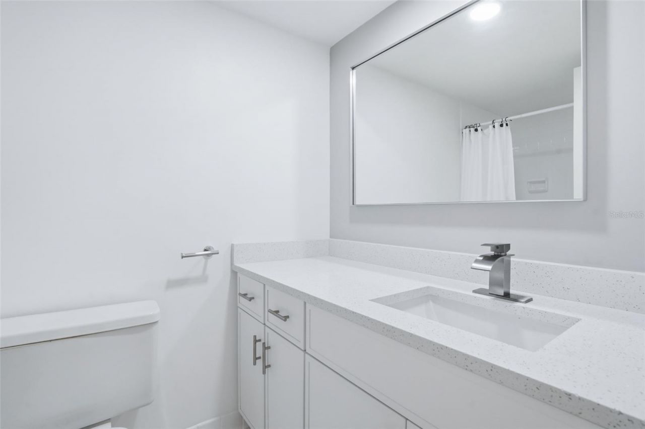 5095 Bay Street Ne, Unit 210, Saint Petersburg, FL 33703 Photo