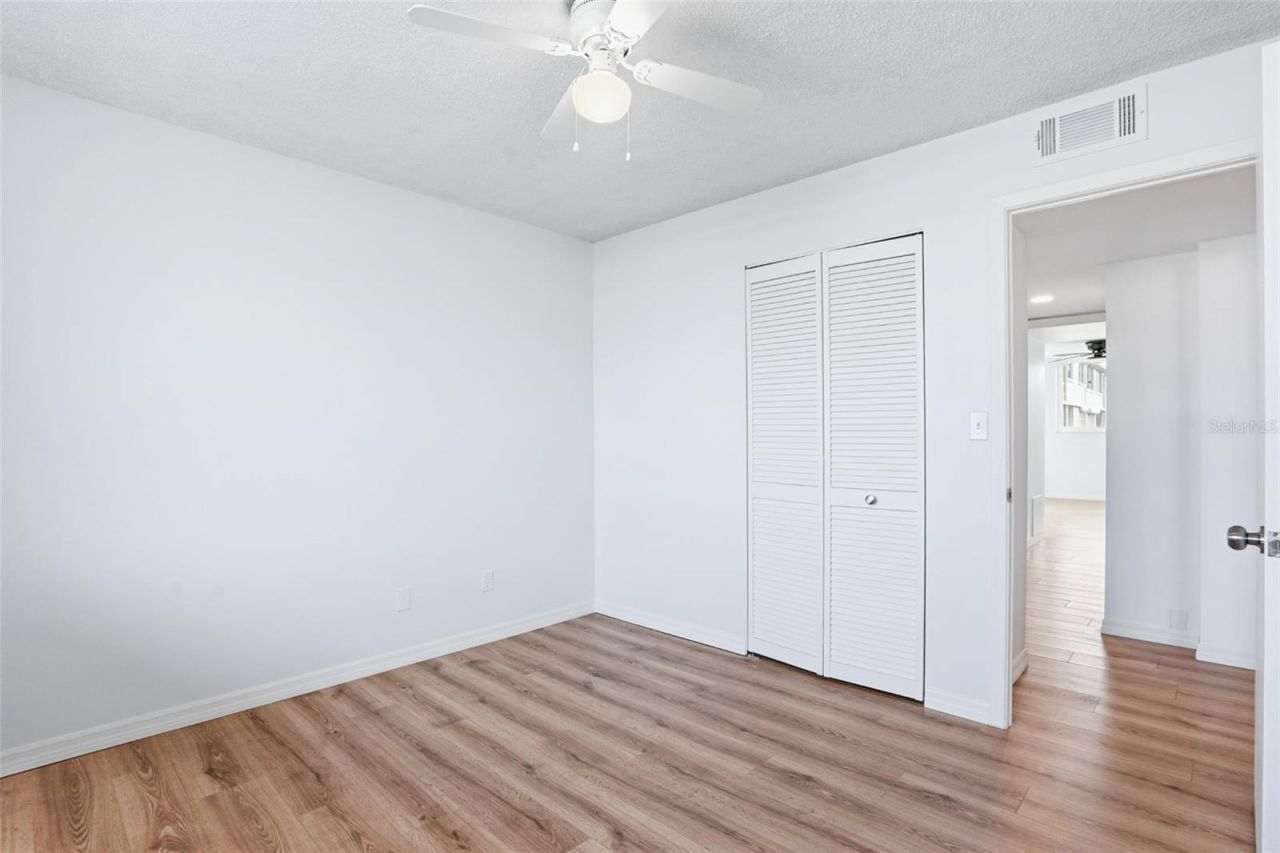 5095 Bay Street Ne, Unit 210, Saint Petersburg, FL 33703 Photo