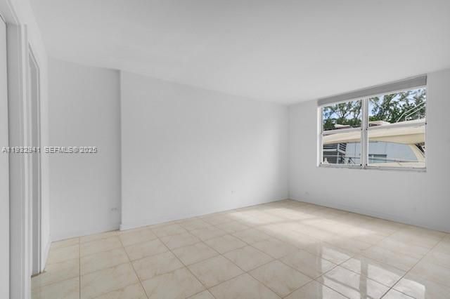 3660 NE 166th St, Unit 114, North Miami Beach, FL 33160 Photo