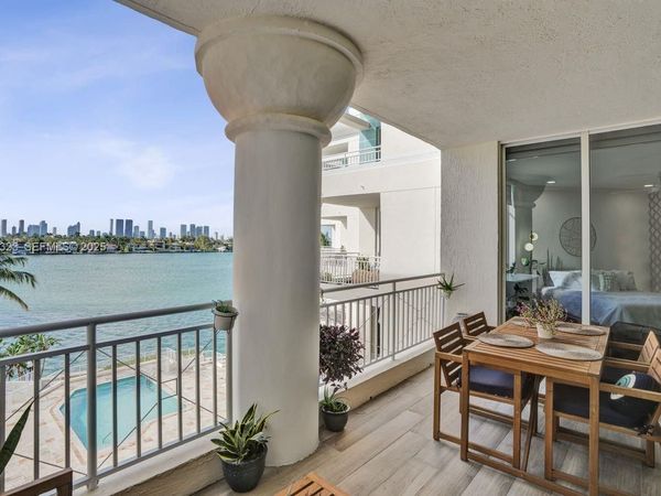 1 Century Ln, Unit 510, Miami Beach, FL 33139