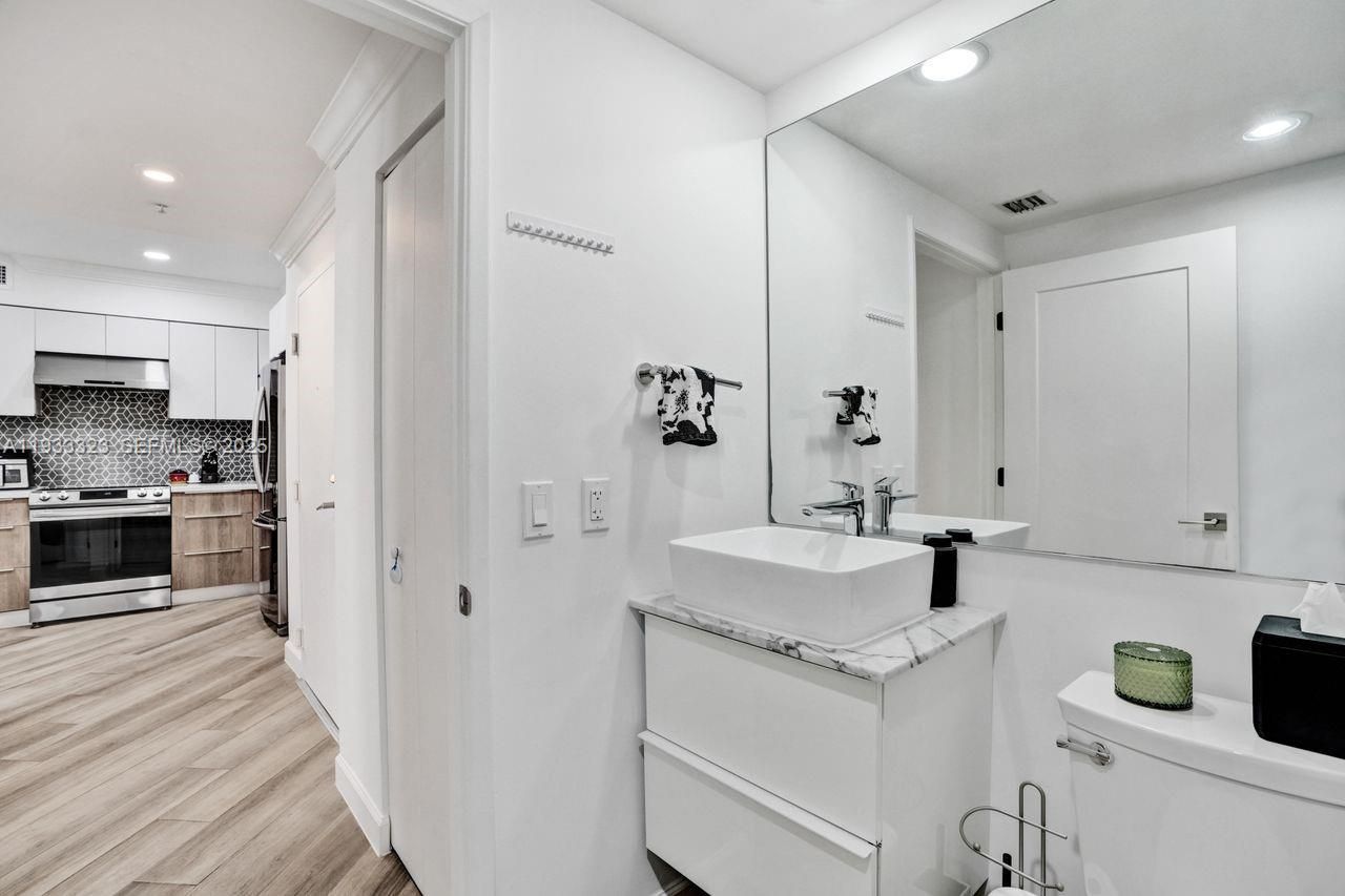 1 Century Ln, Unit 510, Miami Beach, FL 33139 Photo