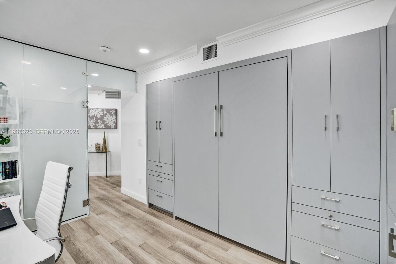 1 Century Ln, Unit 510, Miami Beach, FL 33139 Photo