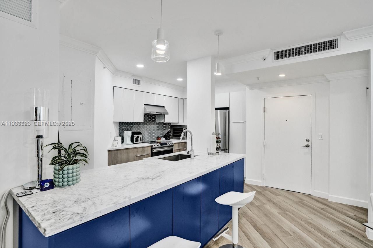 1 Century Ln, Unit 510, Miami Beach, FL 33139 Photo