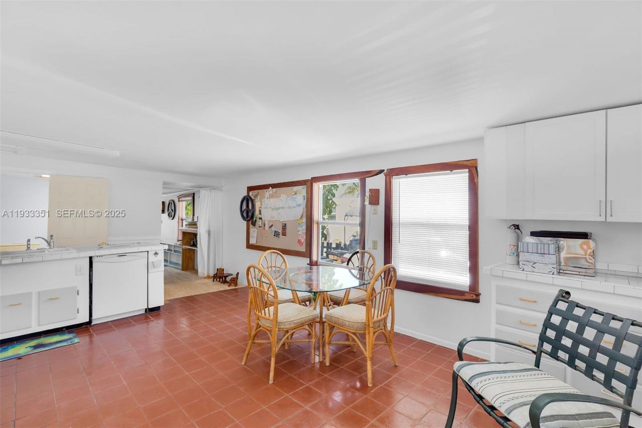 59761 Overseas Hwy, Marathon, FL 33050 Photo