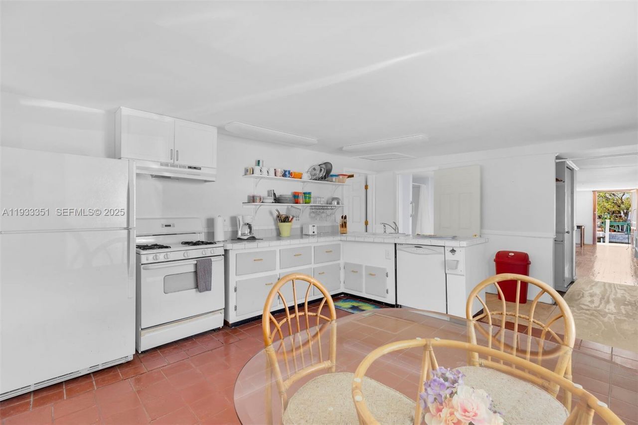 59761 Overseas Hwy, Marathon, FL 33050 Photo