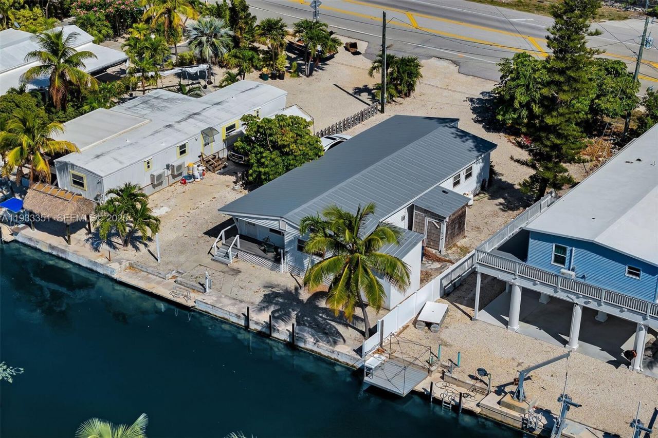 59761 Overseas Hwy, Marathon, FL 33050 Photo